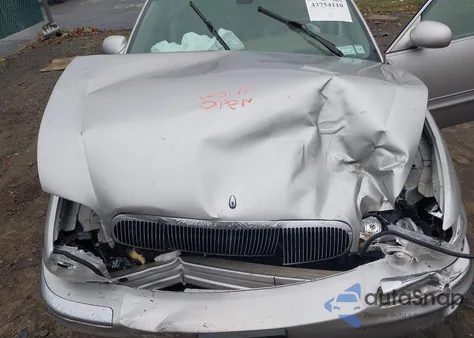 2004 Buick Park Avenue из США, поврежденный, VIN 1G4CW54K644123784